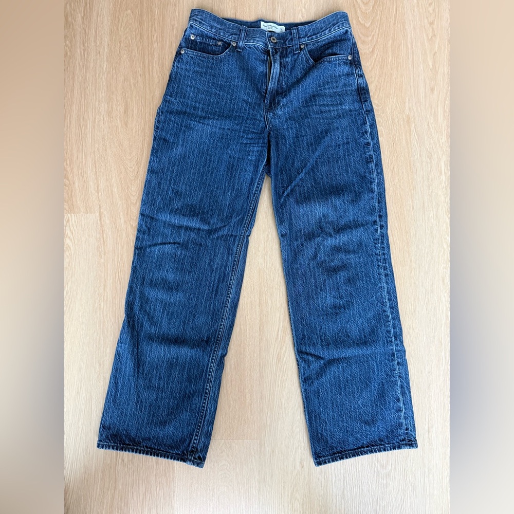Abercrombie & Fitch Loose High Rise Jeans